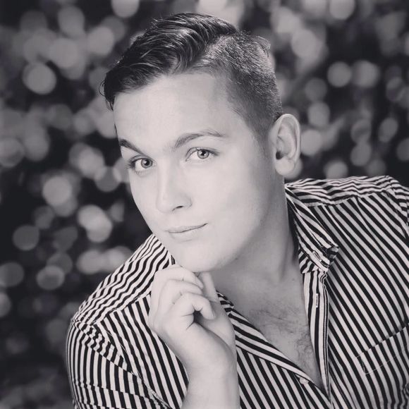 Meet your Posher, Bradley - Picture 1 of 1